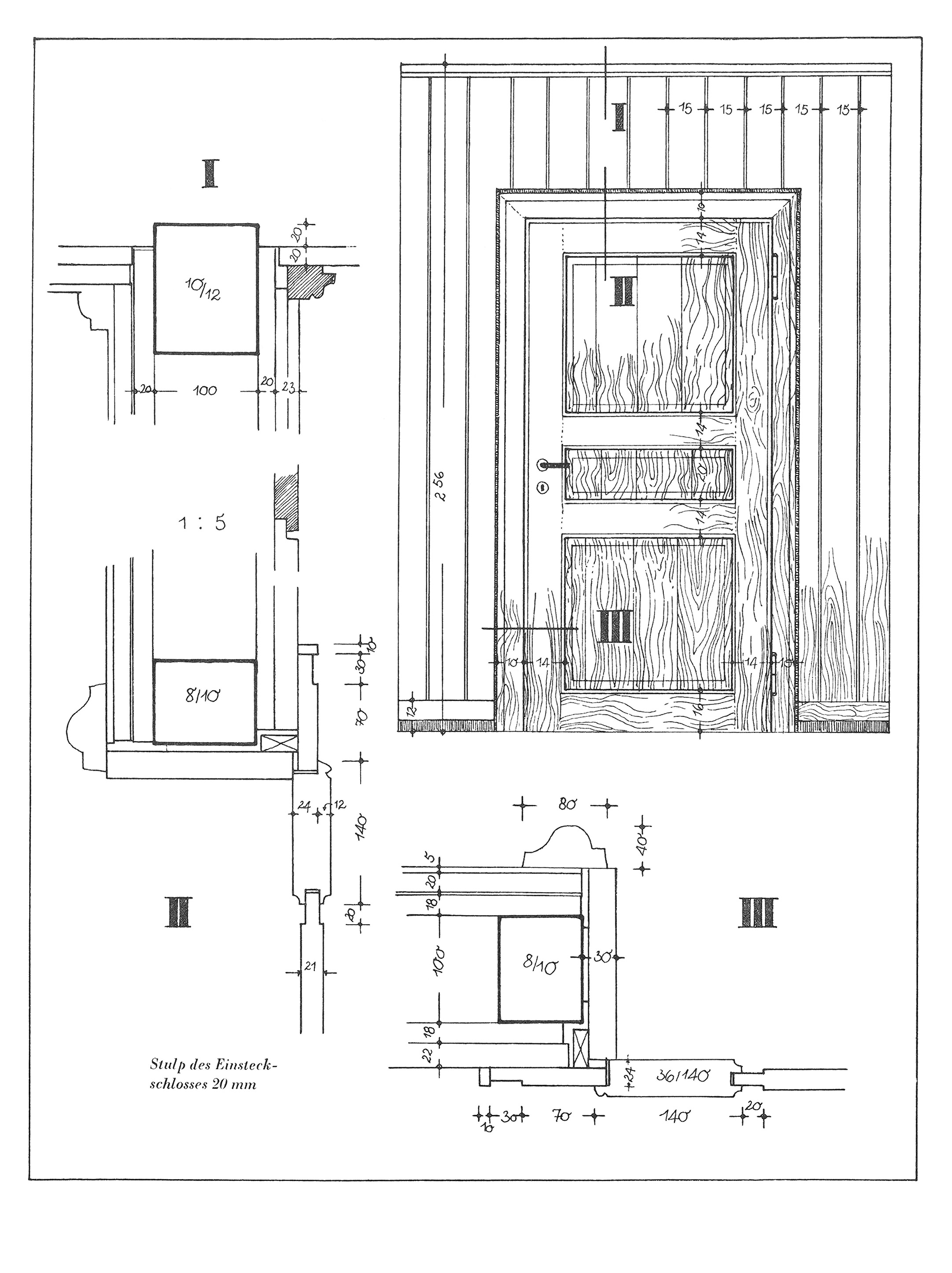 Einflügelige Zimmertür aus Rahmen und massiven, verleimten Füllungen (angedeutet durch die Fugenlinien in der Ansichtszeichnung) Wand mit gefälzten Brettern verschalt. Ansicht M 1:20 und Einzelschnitte M 1:5]