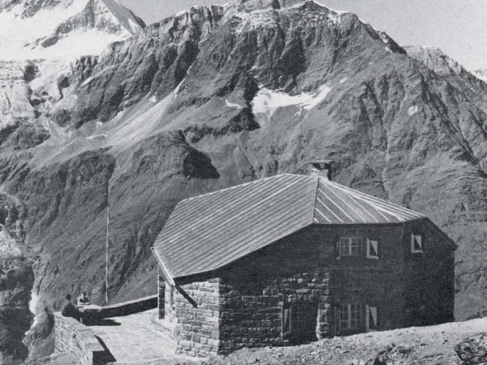 Dom-Hütte des Schweizer Alpenclubs
