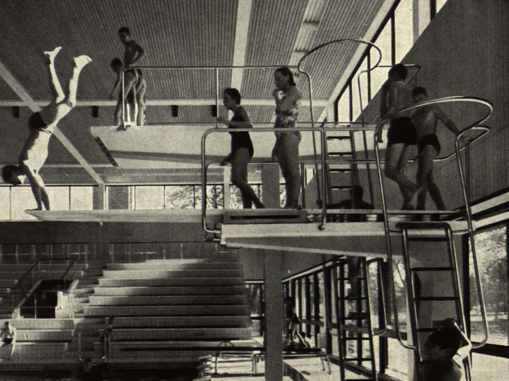 Schwimmhallenkonstruktion
