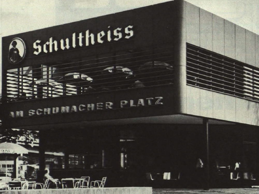 Pavillon-Ladenbauten mit Restaurant in Berlin