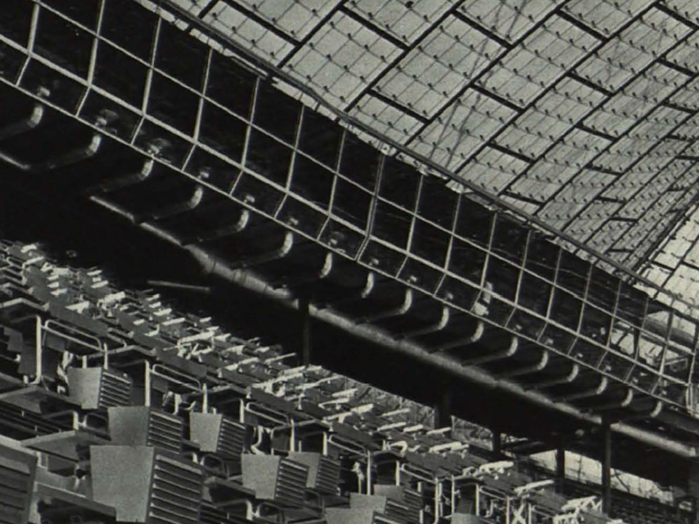 Regiekanzel im Stadion