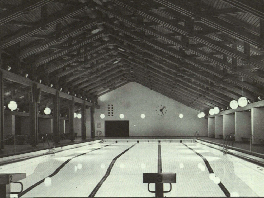 Schwimmhalle in Jørhunde/Dänemark