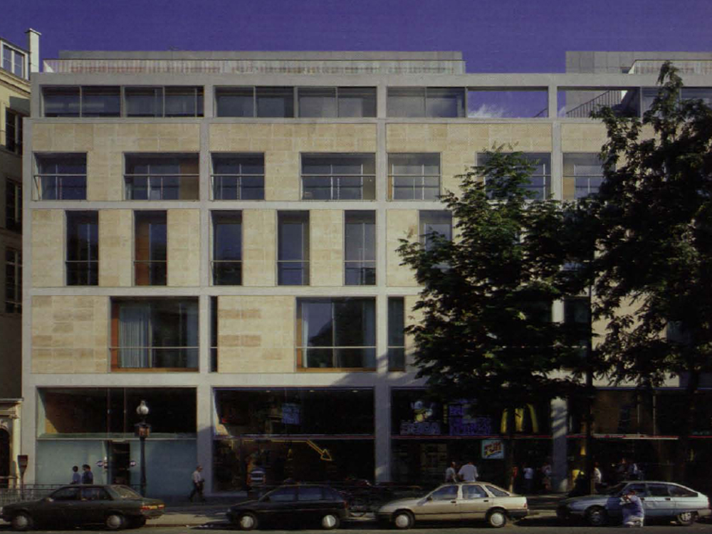 Bürofassade in Paris