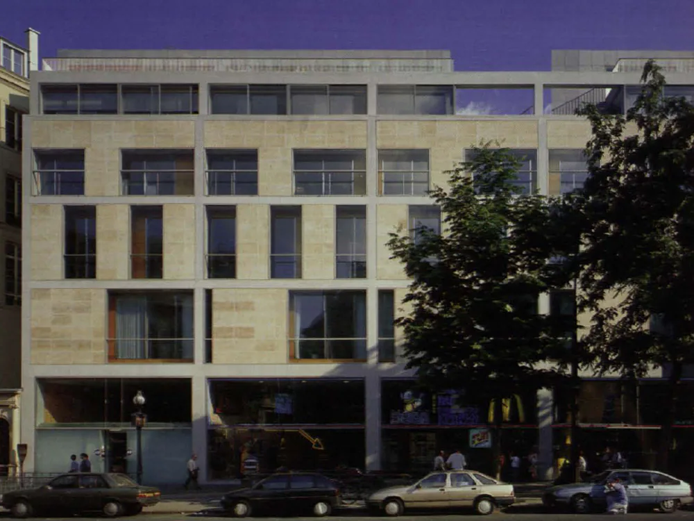 Bürofassade in Paris