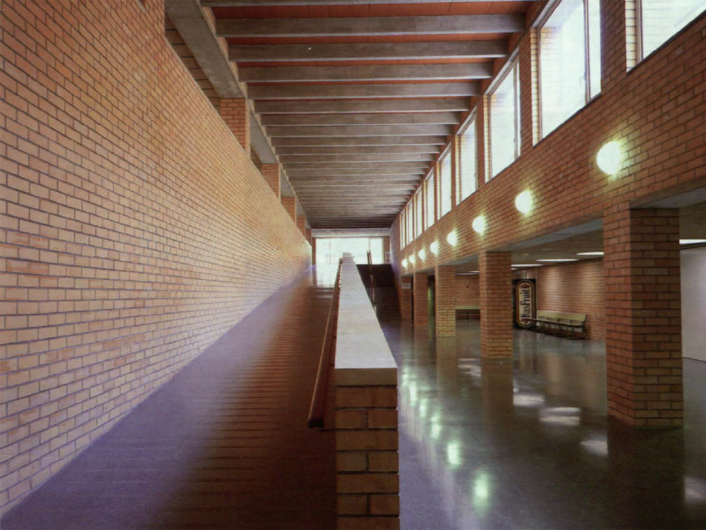 Schule in Olot, Spanien