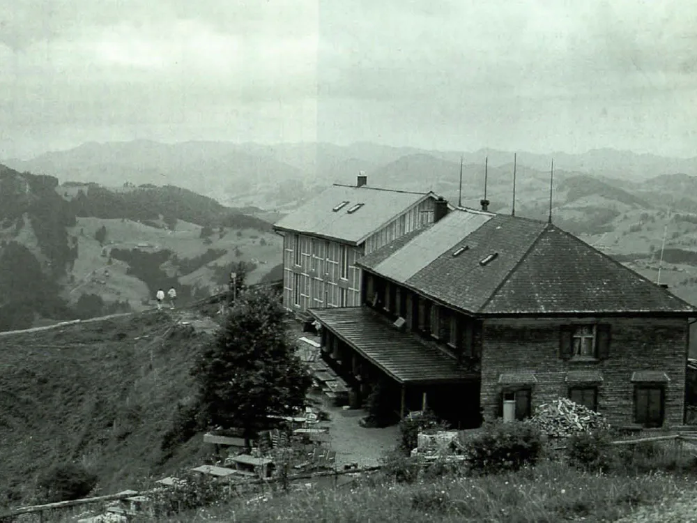 Berghaus auf der Hundwiler Höhe, Schweiz