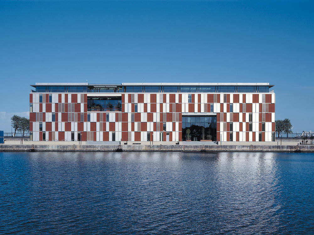 Bürohäuser - Ausnahmegebäude mit Regelgrundrissen