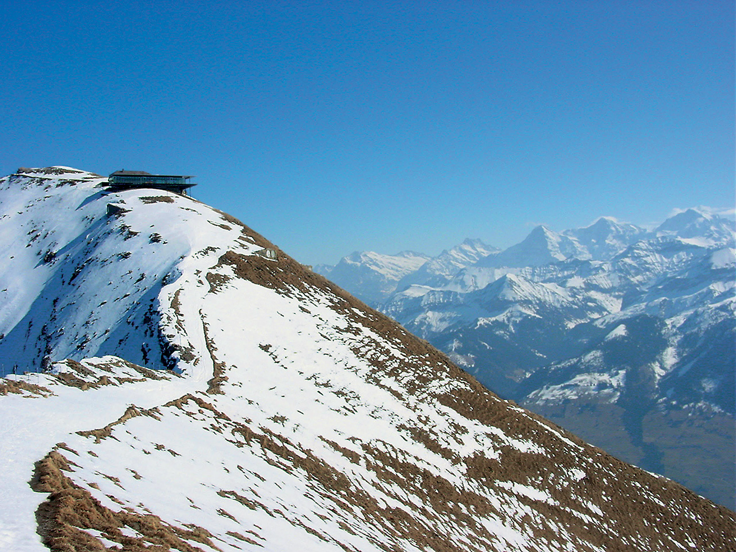 Berghaus Niesen bei Mülenen