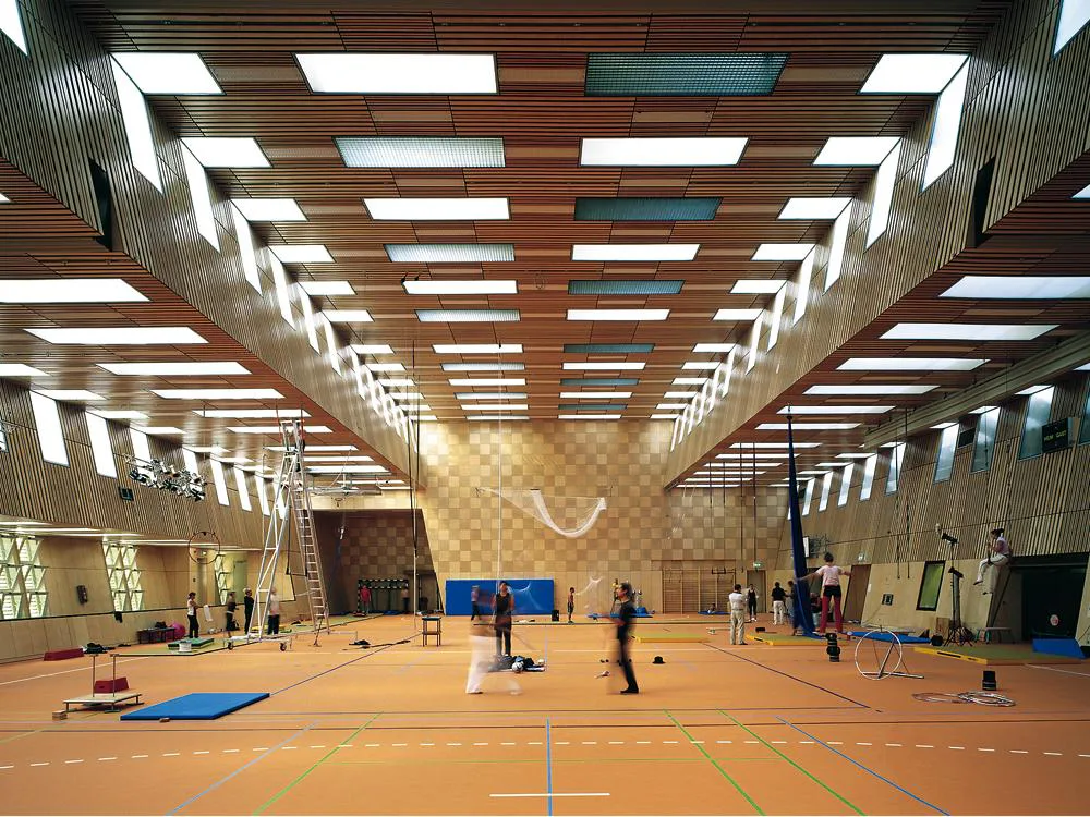 Bericht: Sporthalle für Artisten in Berlin