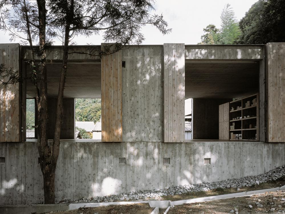 Lager- und Ateliergebäude in Hagi