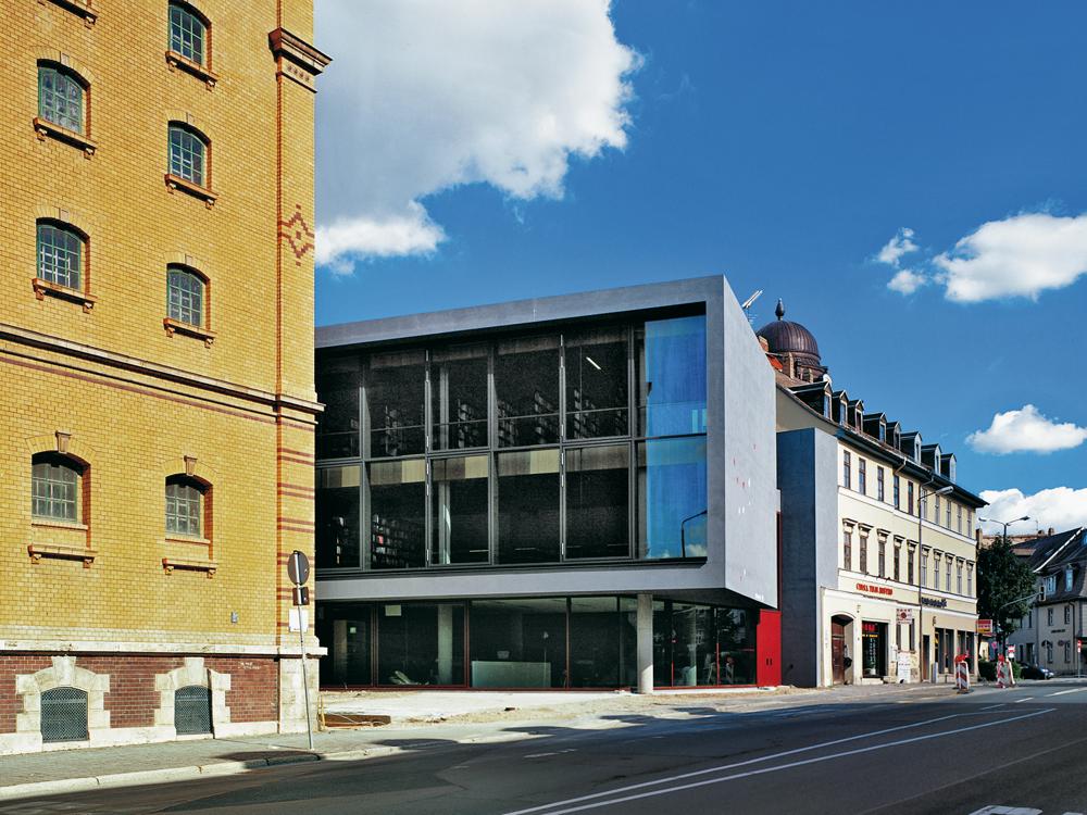 Bibliotheks- und Hörsaalgebäude in Weimar