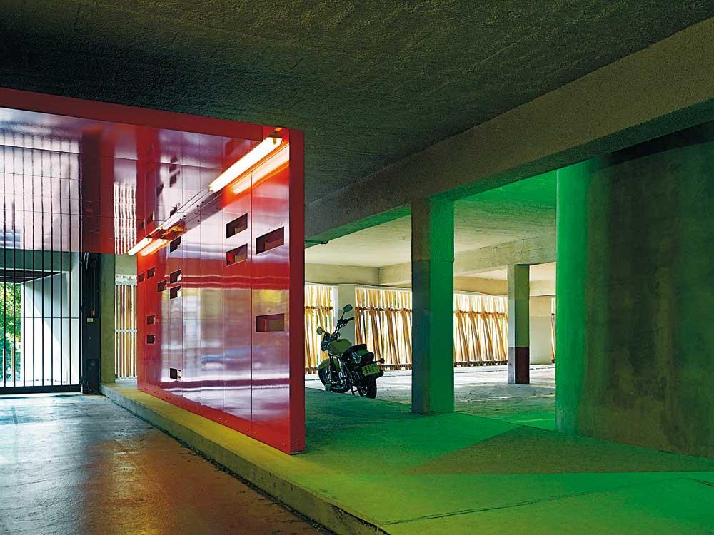 Parkdeck und Platzgestaltung in Cachan