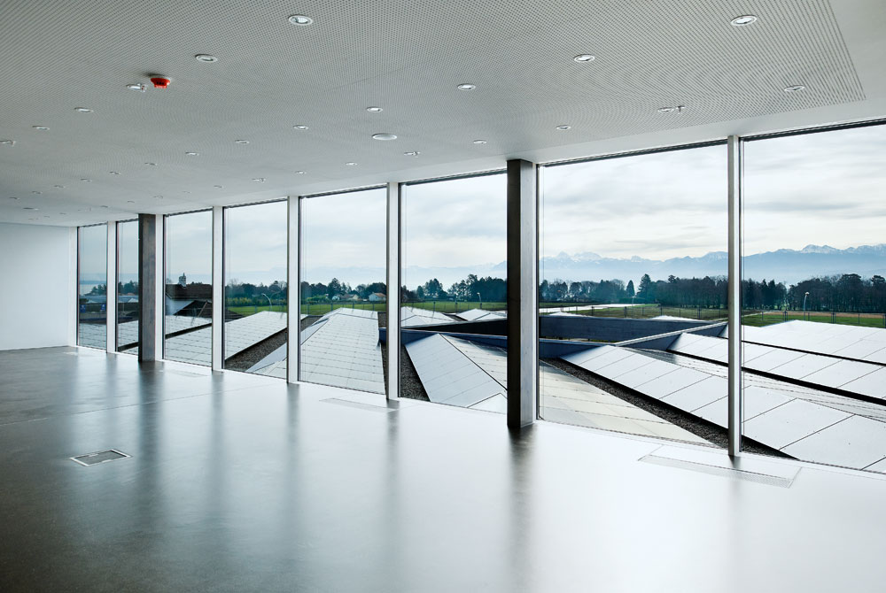 Blick aus dem Think Tank Richtung Alpen