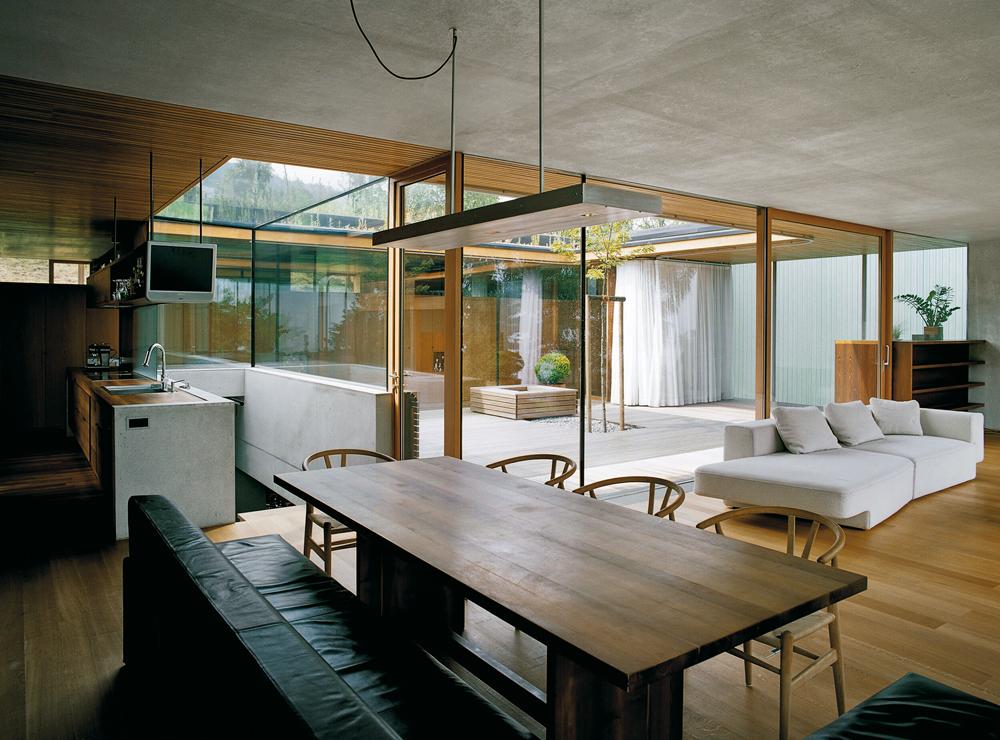 Atriumhaus in Rorschach, Schweiz, 2006, Architekten: Rainer Köberl, Paul Pointecker,  Innsbruck