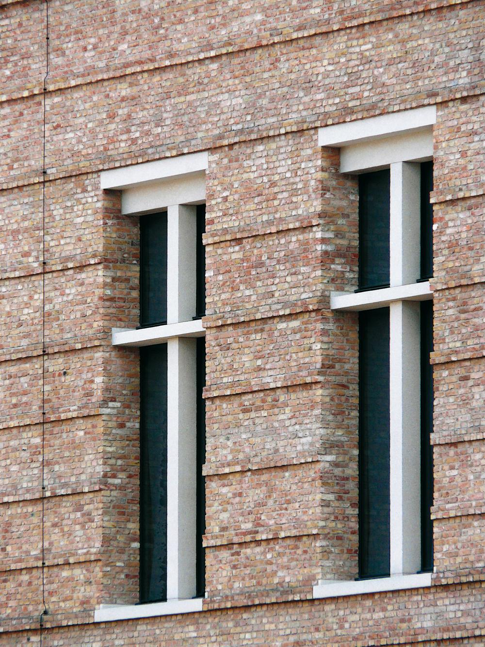 Neues Museum, Westflügel aus Abbruchziegel, Berlin 2010; Architekt: David Chipperfield