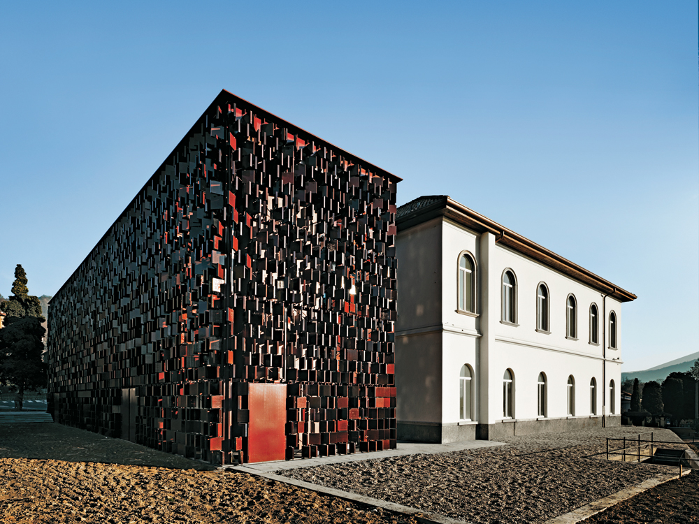 Bibliothek in Nembro, Bergamo, 2007
Architekten: Studio Archea