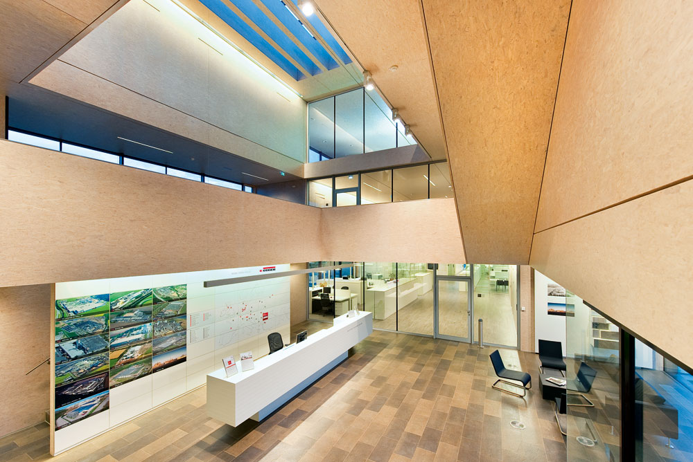 Foyer mit Empfangsbereich