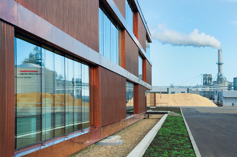 Südfassade, Blick Richtung Osten