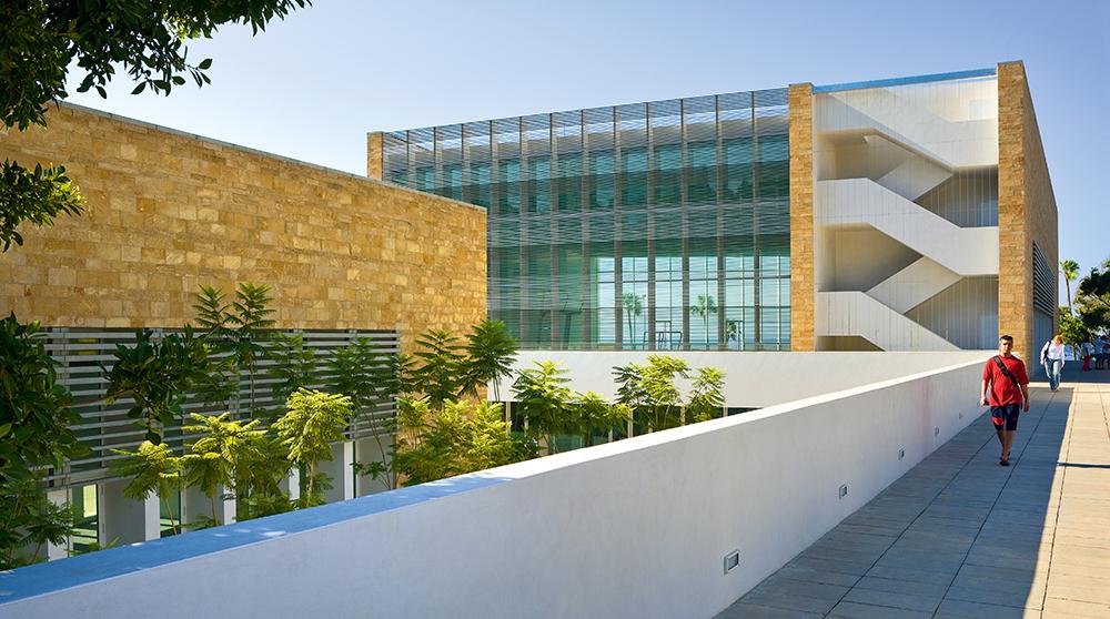 Charles Hostler Student Center, Beirut 
(Vincent James Associates Architects, Samir Khairallah & Partners, 2008)