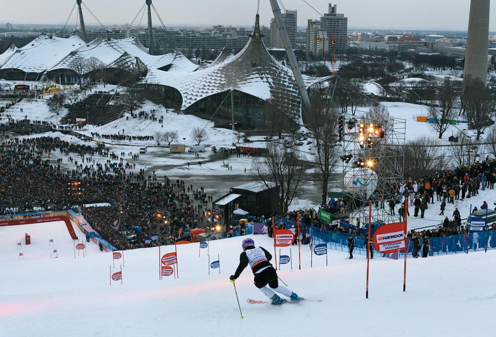Großveranstaltung Ski-Weltcup-Rennen 2011 am Olympiaberg