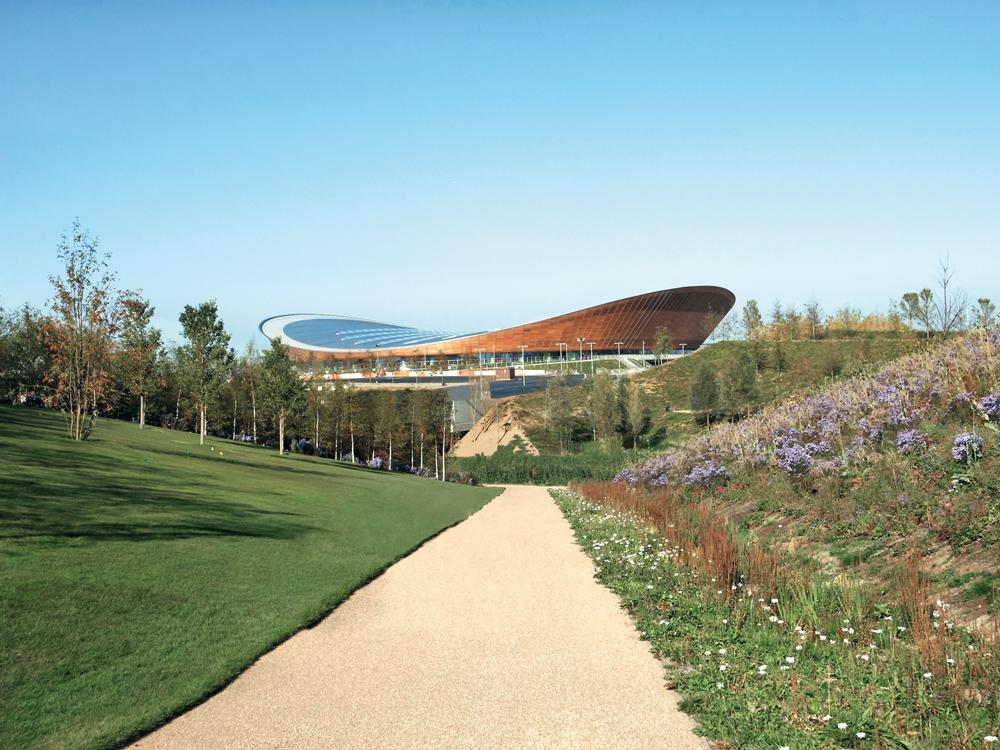 Velodrom
Architekten: Hopkins Architects