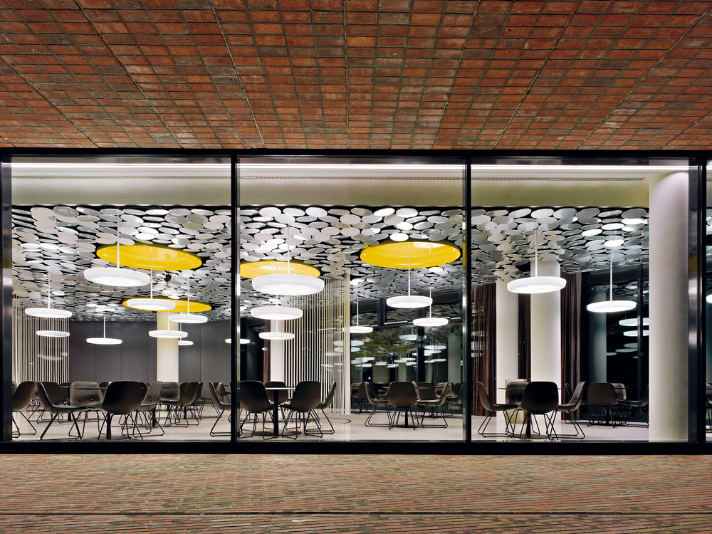 Kantine des Spiegel-Verlags in Hamburg