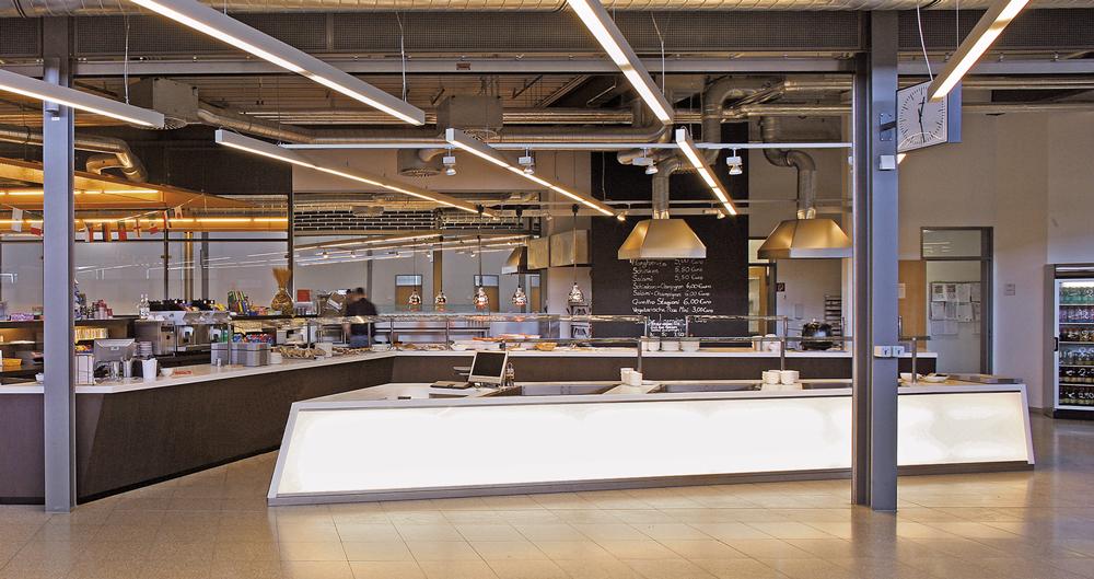 Airport Gastronomie, Flughafen Karlsruhe/ Baden-Baden, 2005, Architekten:  Ursula Kohte mit Susanne Kohte