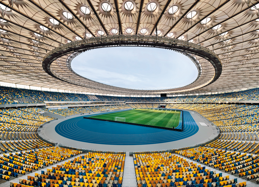 Olympiastadion Kiew: Innenraum