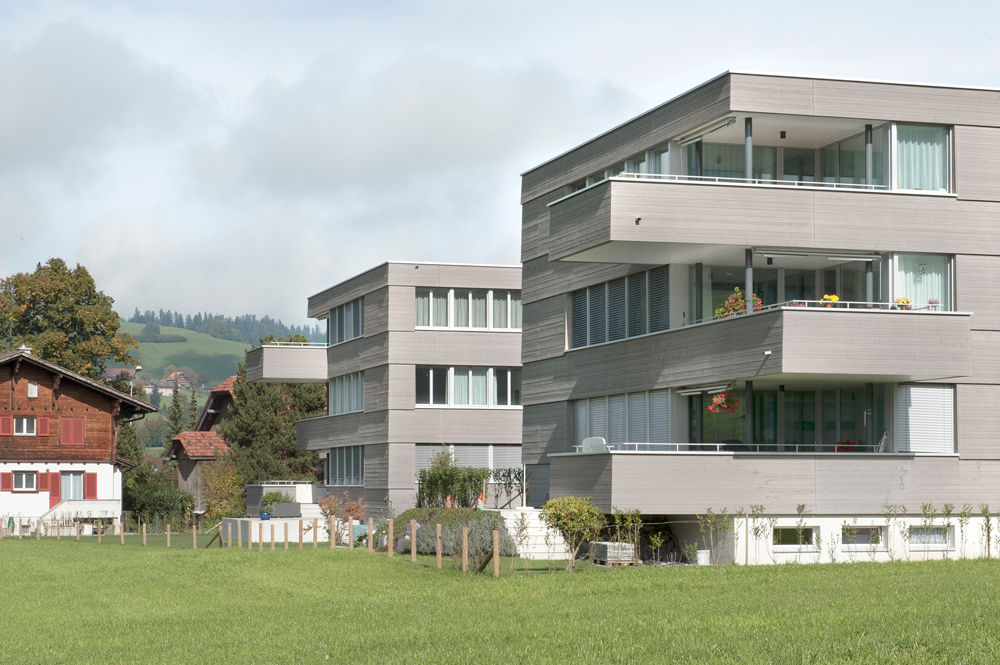 Mehrfamilienhäuser in Bachwil/CH (GKS Architekten, Luzern 2012)