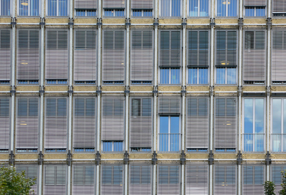 Sanierung einer vorgehängten hinterlüfteten Fassade