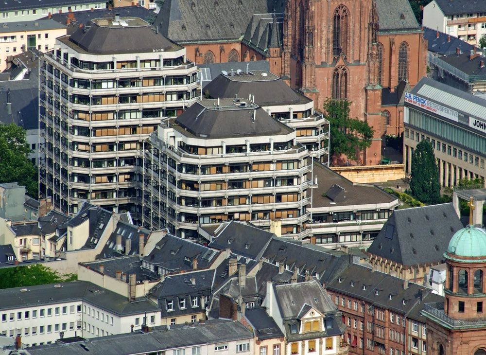 Überdimensioniert im Kontext der Altstadt: das 2010 abgerissene Technische Rathaus (Entwurf: Bartsch, Thürwächter, Weber) von 1974