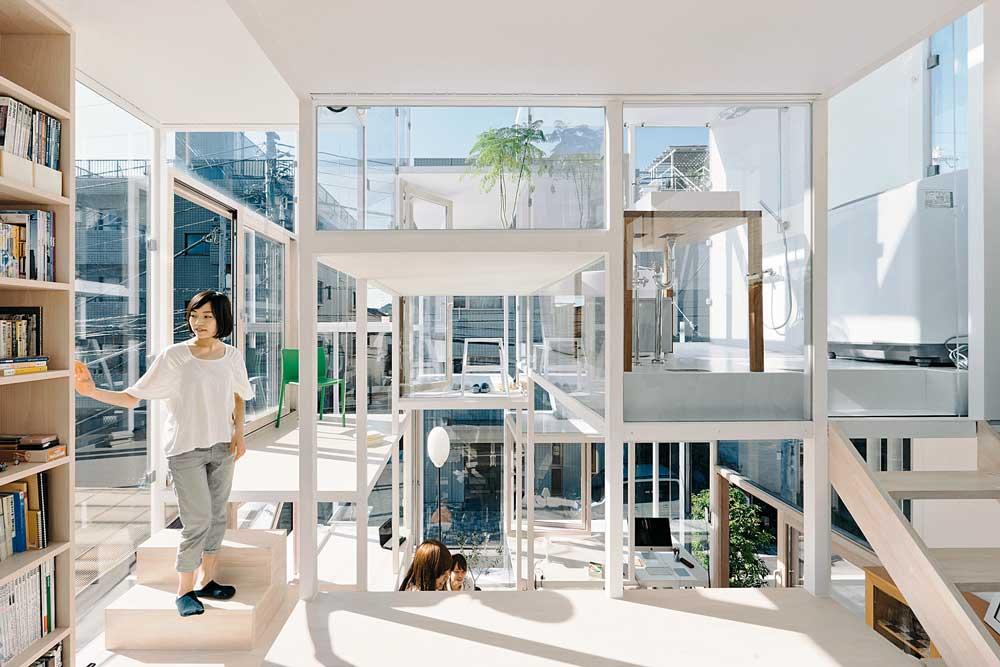 House NA, Tokio, 2011