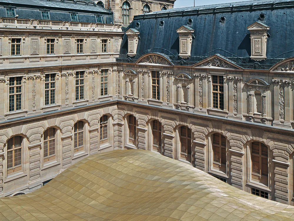 Überdachung des Cour Visconti im Louvre Paris