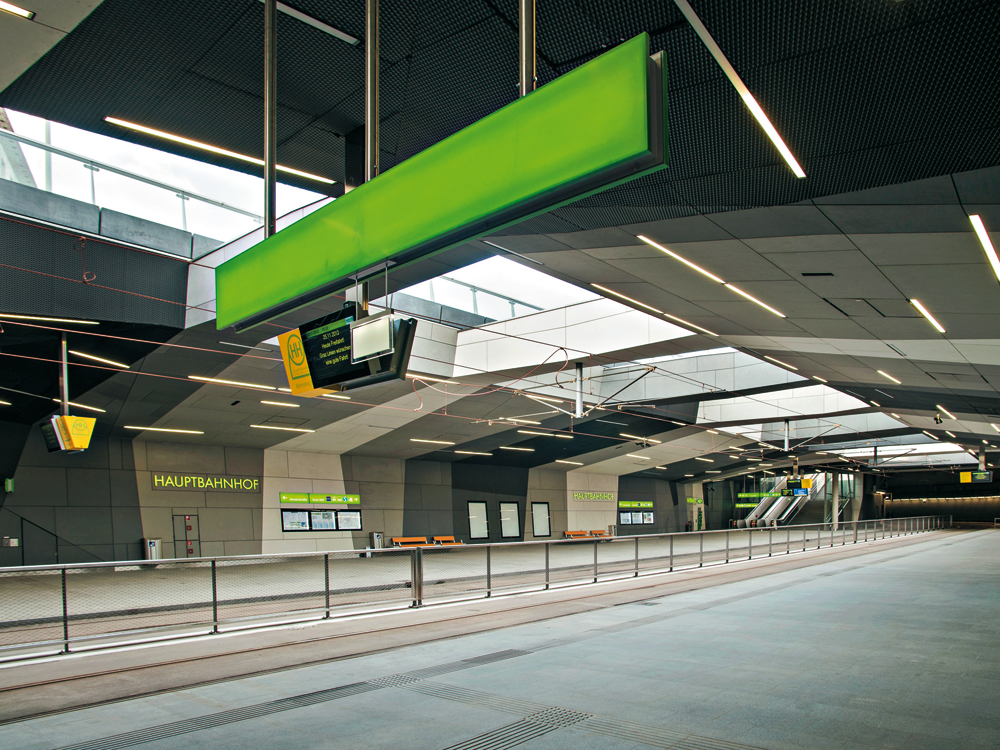 Nahverkehrsdrehscheibe Bahnhofsplatz Graz 2012, Architekten: Zechner & Zechner