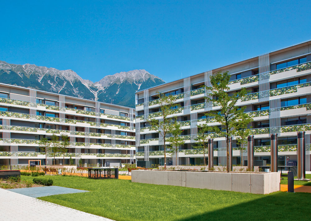 Architekturwerkstatt dina4/teamk2 architects: Passivhausquartier in Innsbruck