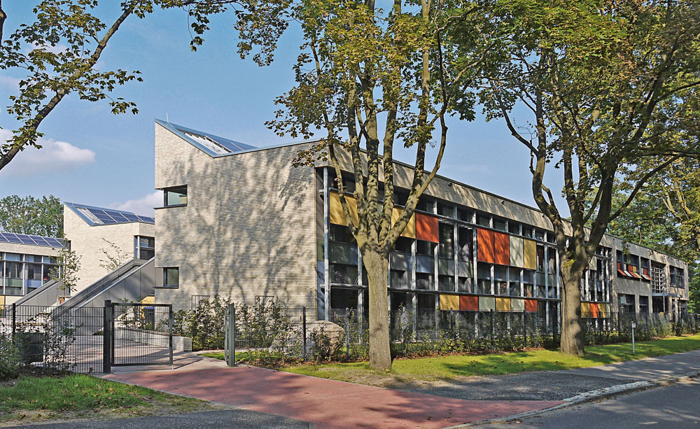 IBUS Architekten und Ingenieure: Grundschule in Hohen Neuendorf (Plusenergiegebäude)