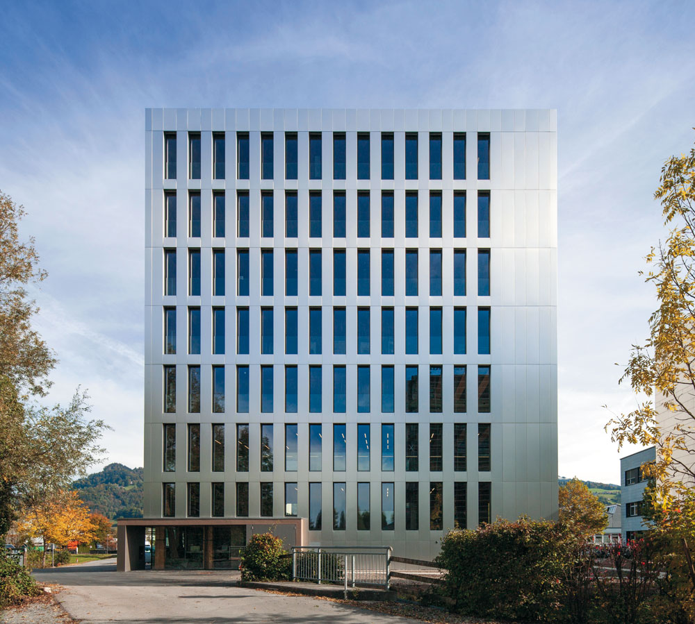 Hermann Kaufmann Architekten: Bürogebäude in Dornbirn (Passivhaus)