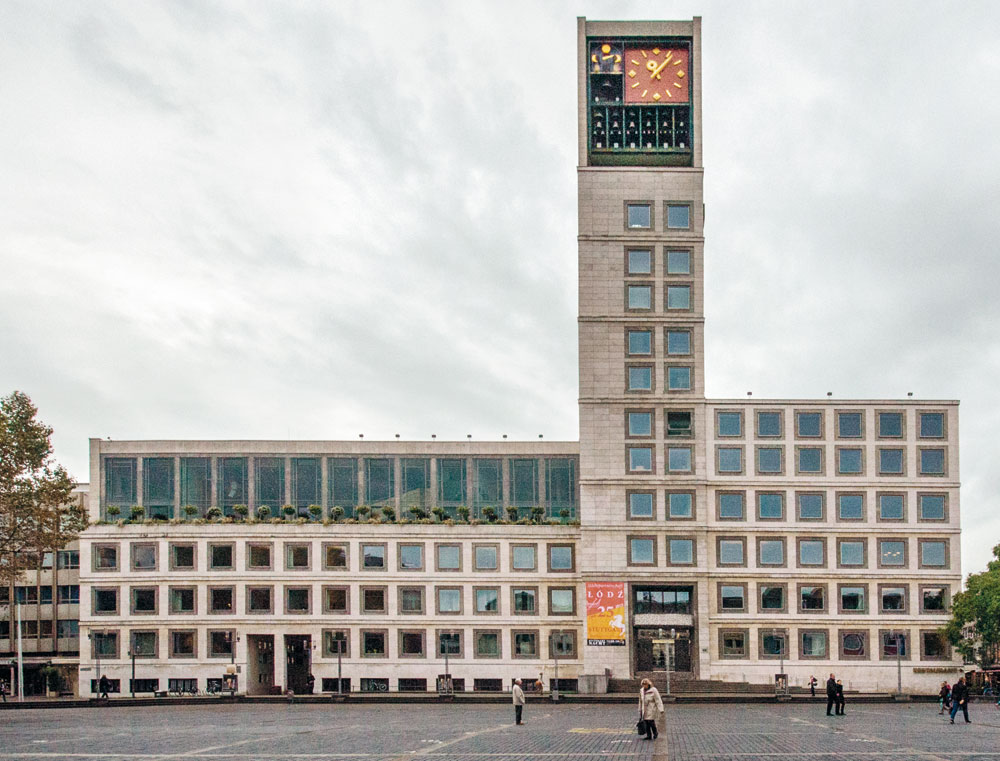 Rathaus Stuttgart, 1956, Architekten:  Paul Schmohl und Paul Stohrer