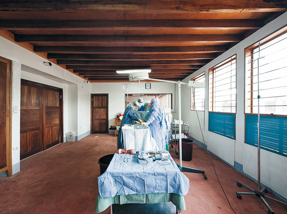 Buschkrankenhaus in Ngaoubela, Kamerun, 2013; Operationssaal