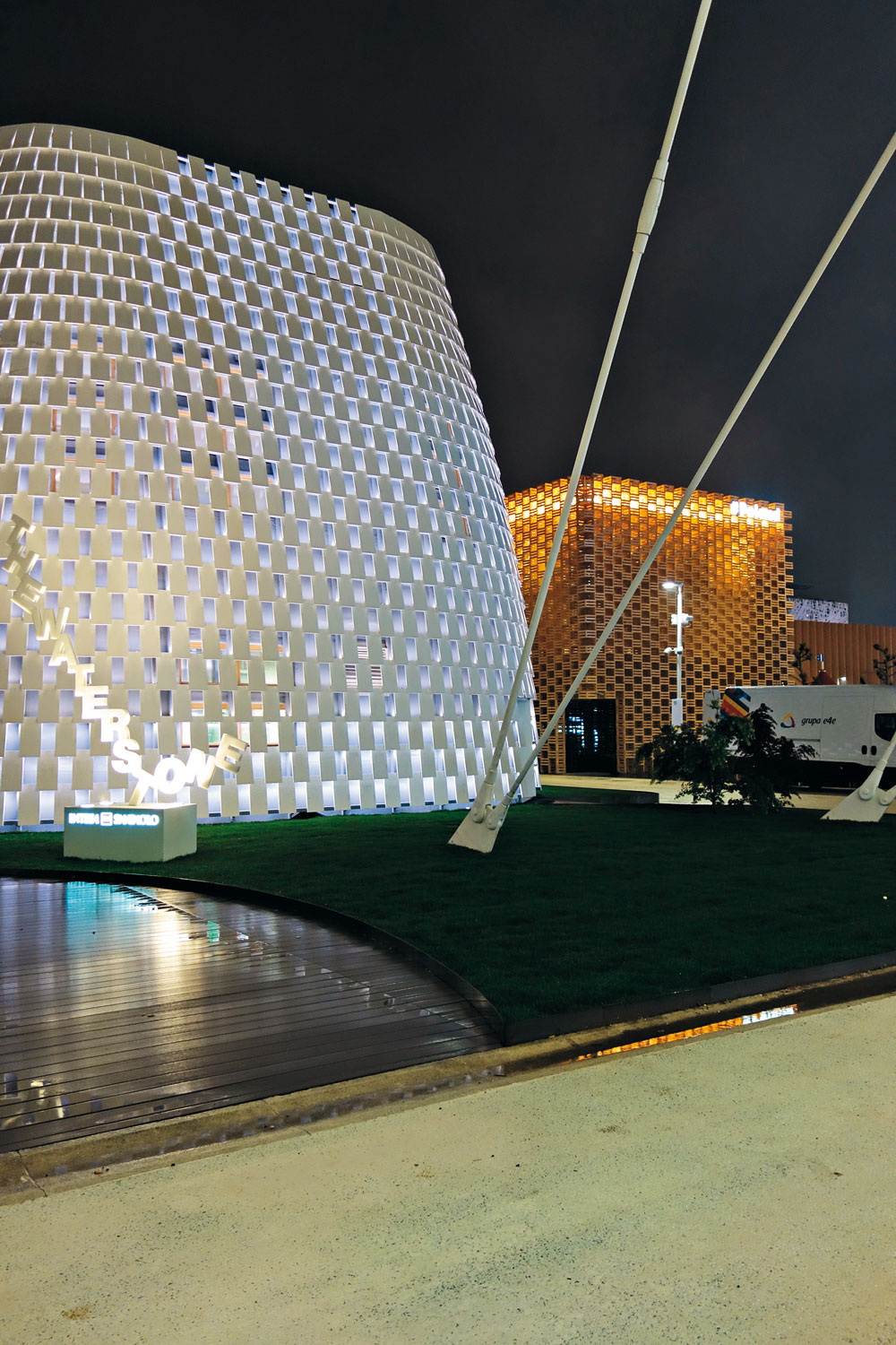 Pavillon der italienischen Bankengruppe Intesa Sanpaolo, Architekt: Michele de Lucchi