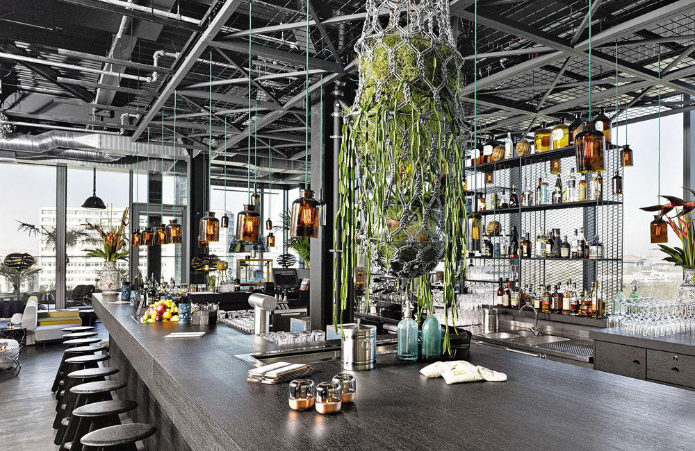 Monkey Bar, Bikini
Budapester Straße 38, Berlin
Design: Werner Aisslinger, Berlin