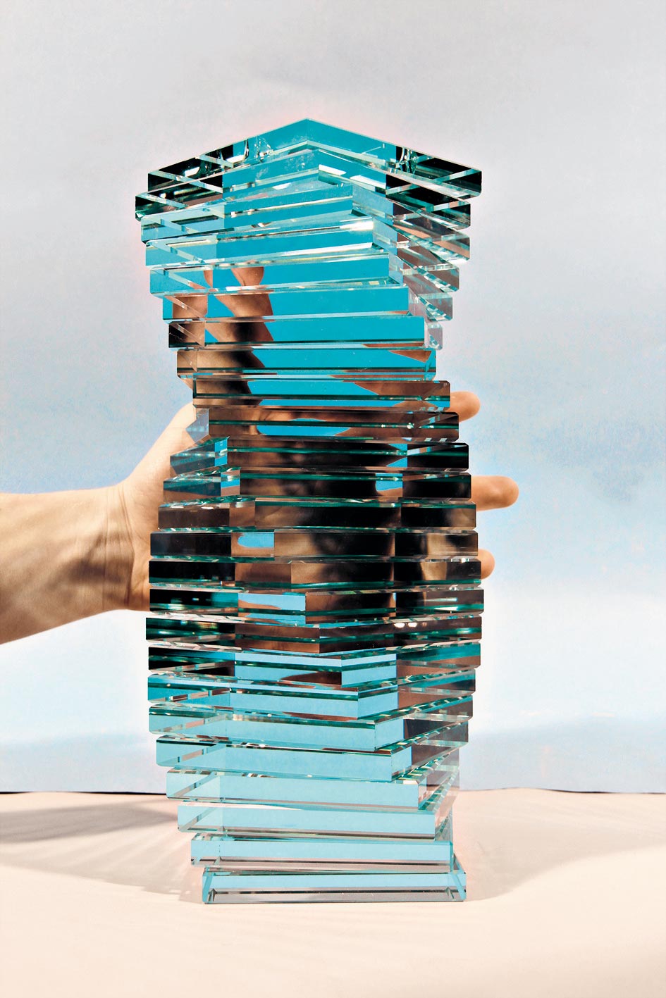Modelle horizontal geschichteter Glasstützen