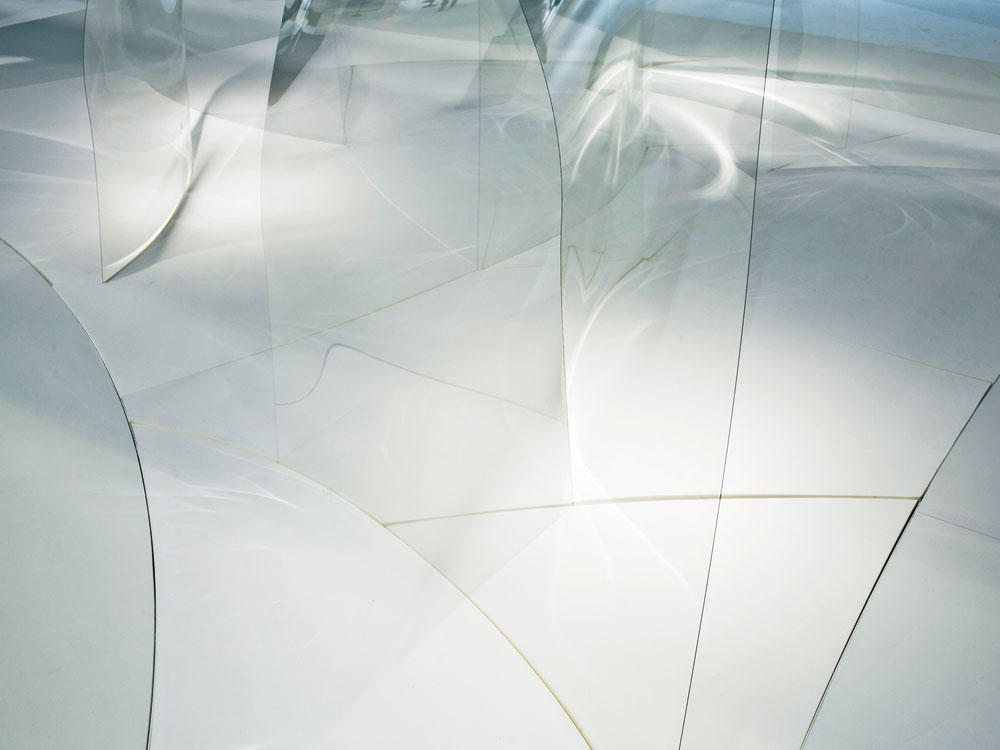 Dünnglas-Skulptur Kusanami, Asahi Glass