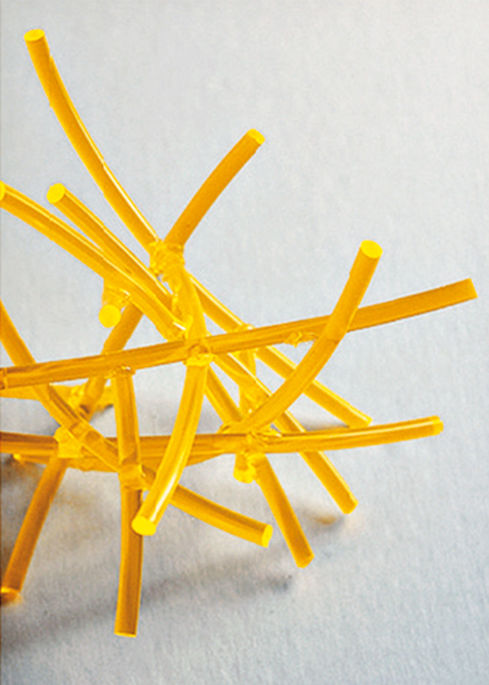 In Materialien und Formen übersetzte Geruchseigenschaften; Materialforschung, Tom Baffi, 2010