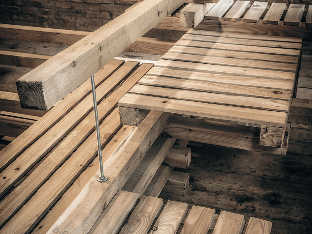 »Ich will keinen Kasten sehen, ich hasse Türen, ich hasse Schubladen. Alles soll einfach sein.« (Vorgabe des Bauherrn an die Architekten)
