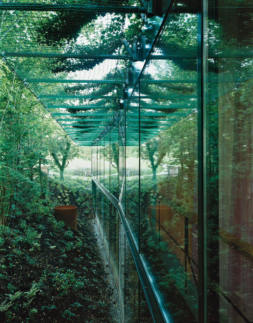 Marketinggebäude, 1999