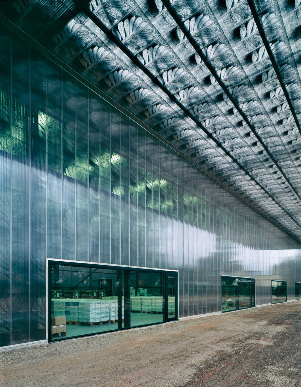 Verpackungs und Vertriebsgebäude RicolaEurope, 1993