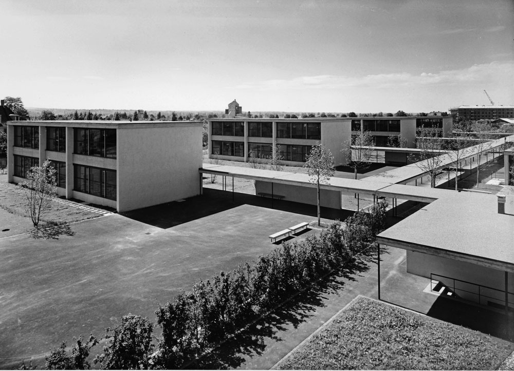 Primarschule Wasgenring, Basel, 1955
Architekten: Bruno und Fritz Haller