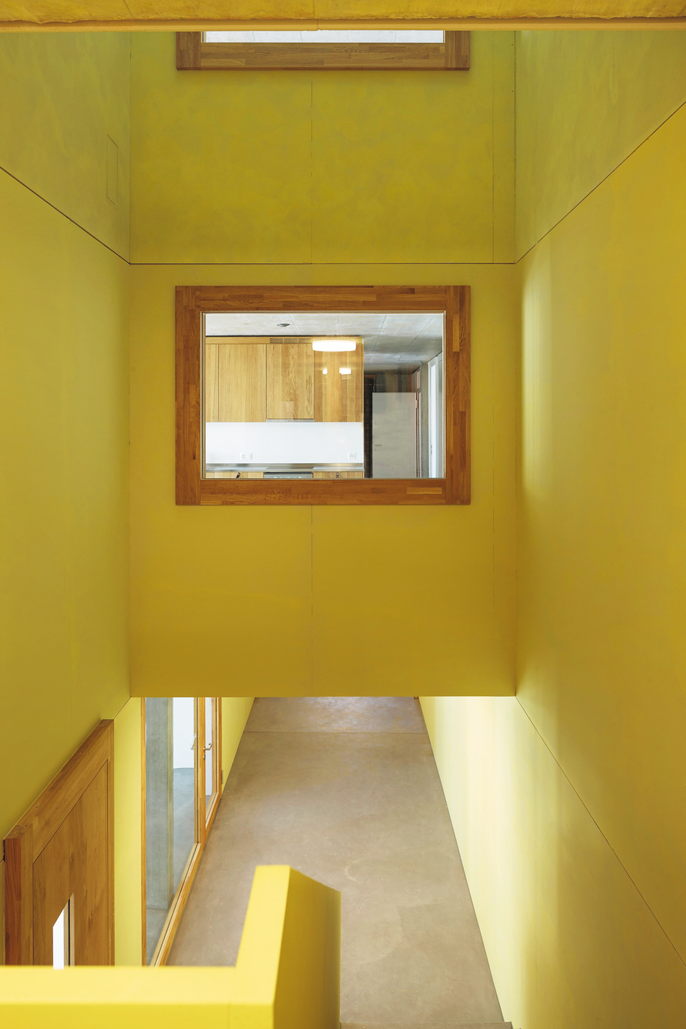 »Rue intérieure« mit Blick in die Küche