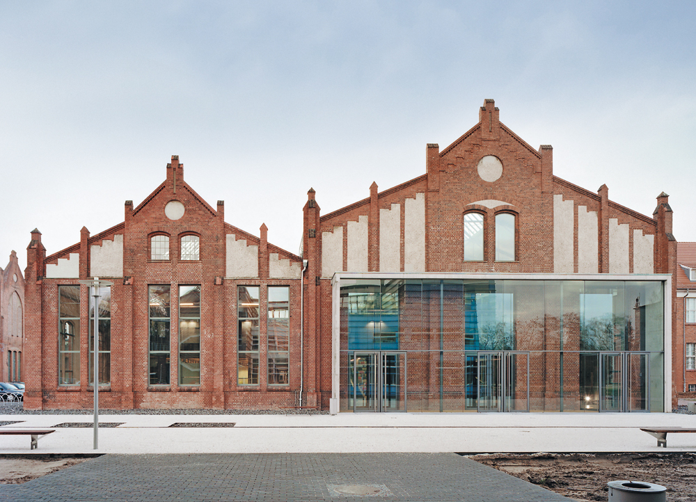 Technische Hochschule »Halle 14«, Wildau, 2007
Architekten: Anderhalten Architekten